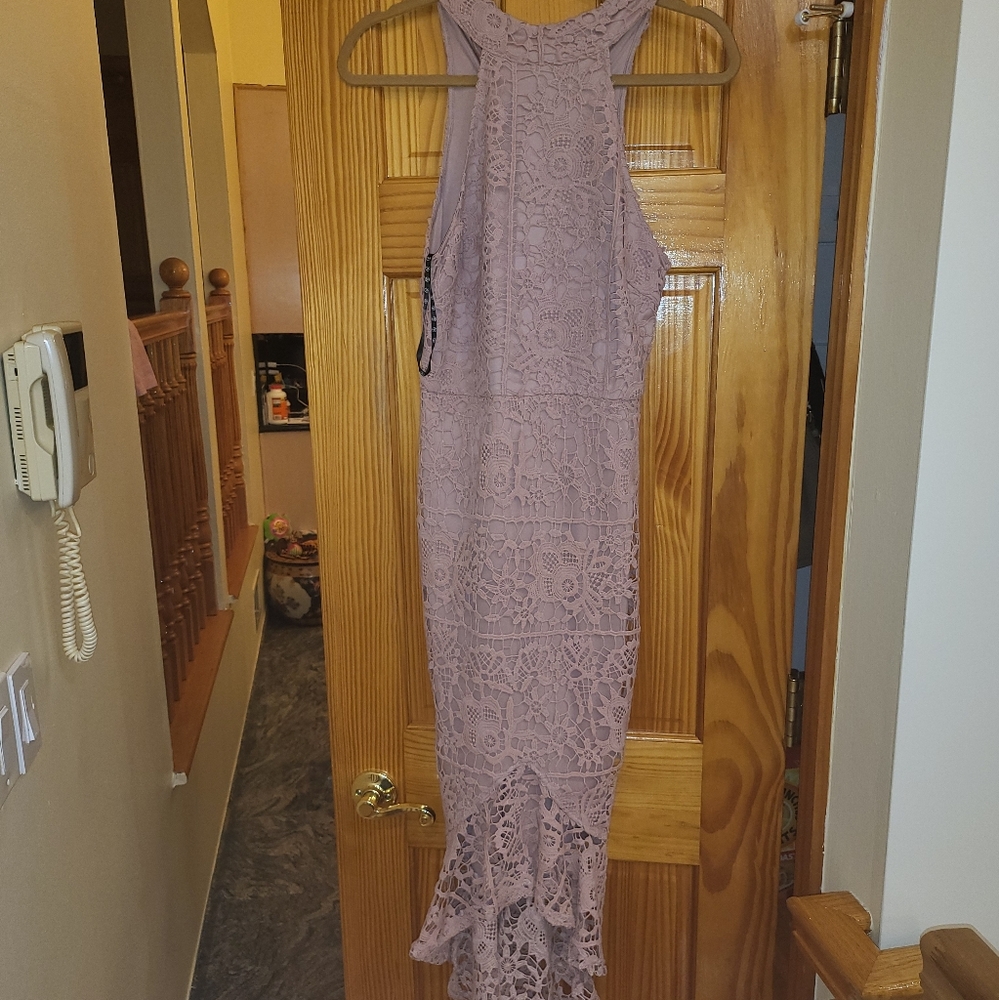 Missguided Pink lace high neck fishtail midi dress Size 6. Worn once. Like New - Picture 5 of 6